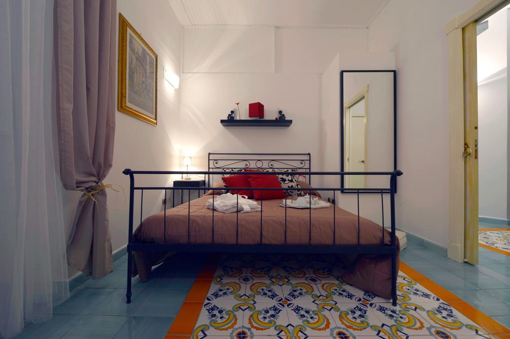 B&B Sognava Salerno Szoba fotó
